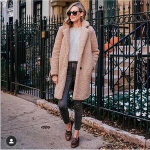 MKT Studio Sherpa Tan Teddy Women’s Coat Size 44